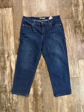 Levi's Dark Blue Ankle Crop Jeans